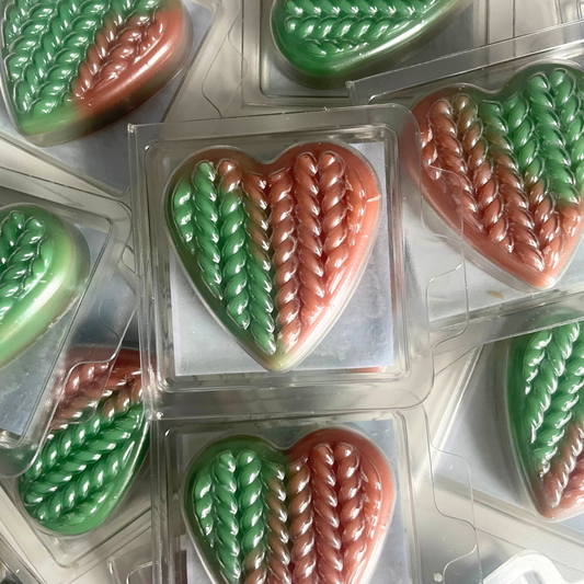 Lenny Sandalwood & Eucalyptus Sample Heart Wax Melt - 11g