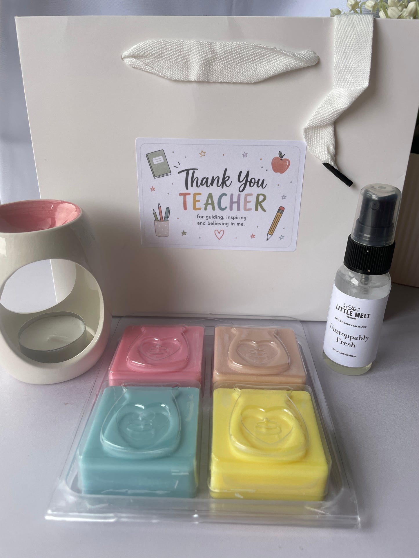 Thank You Teacher Home Fragrance Gift Set – Wax Melt Burner, 4 Scented Wax Melts & Room Spray